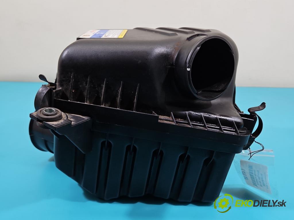 Hyundai Tucson I 2004-2009 2.0 16V 141 HP manual 104 kW 1975 cm3 5- obal filtra vzduchu 28110-2E010 (Obal vzduchového filtra)