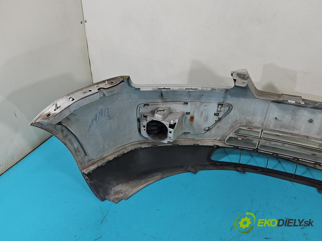 Ford Focus Mk2 2004-2011 1.6 16V 101 hp manual 74 kW 1596 cm3 5- nárazník přední  (Klika dveří ostatní)