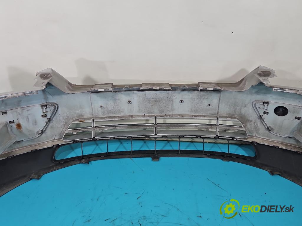 Ford Focus Mk2 2004-2011 1.6 16V 101 hp manual 74 kW 1596 cm3 5- nárazník přední  (Klika dveří ostatní)
