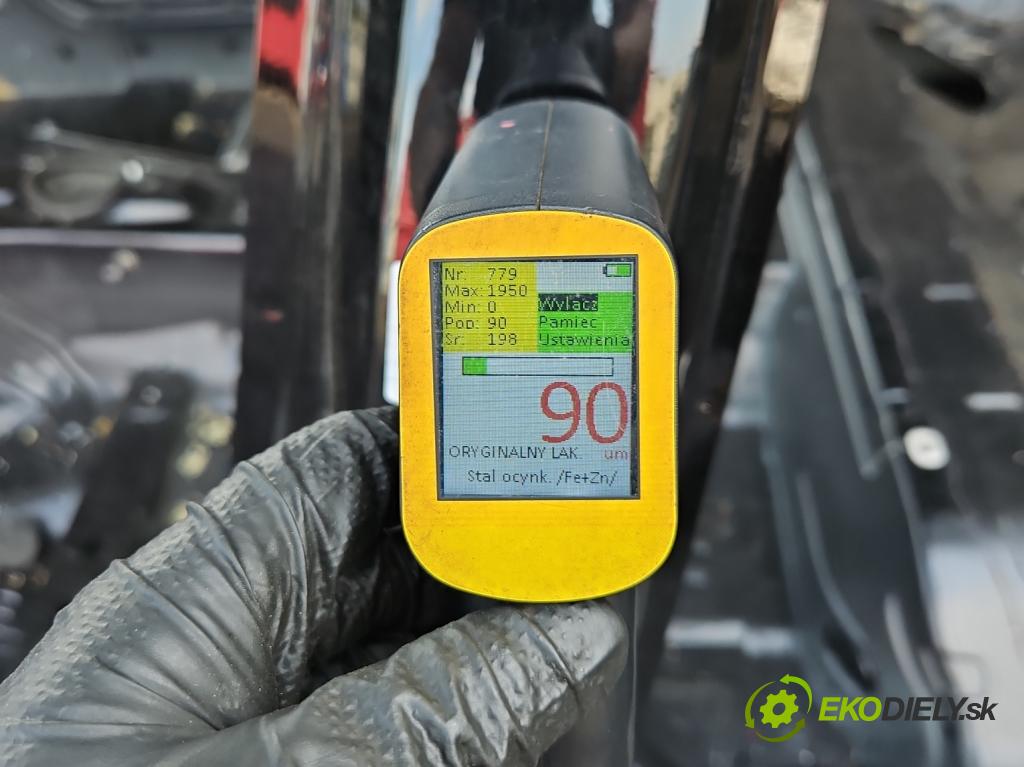 Mercedes C W205 2014–2021 2.0 16V 184 hp automatic 135 kW 1991 cm3 4- práh levý  (Karoserie ostatní)