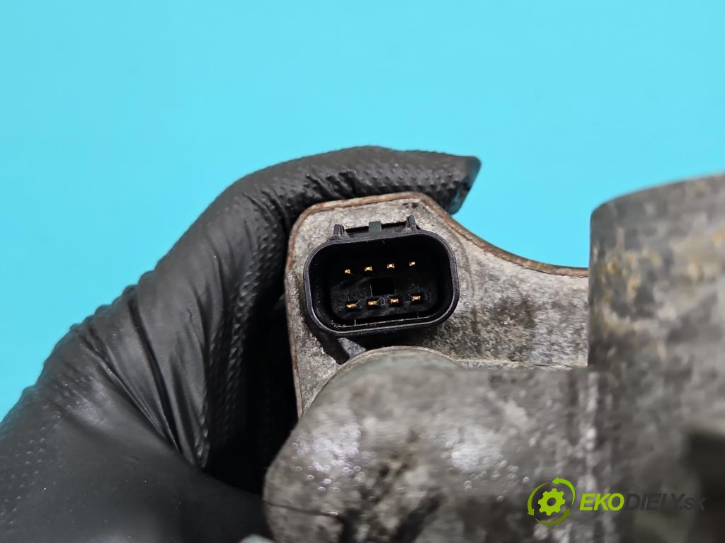 Opel Signum 2.2 16V 155 HP manual 114 kW 2198 cm3 5- klapka 24459501 (Škrtiaca klapka)