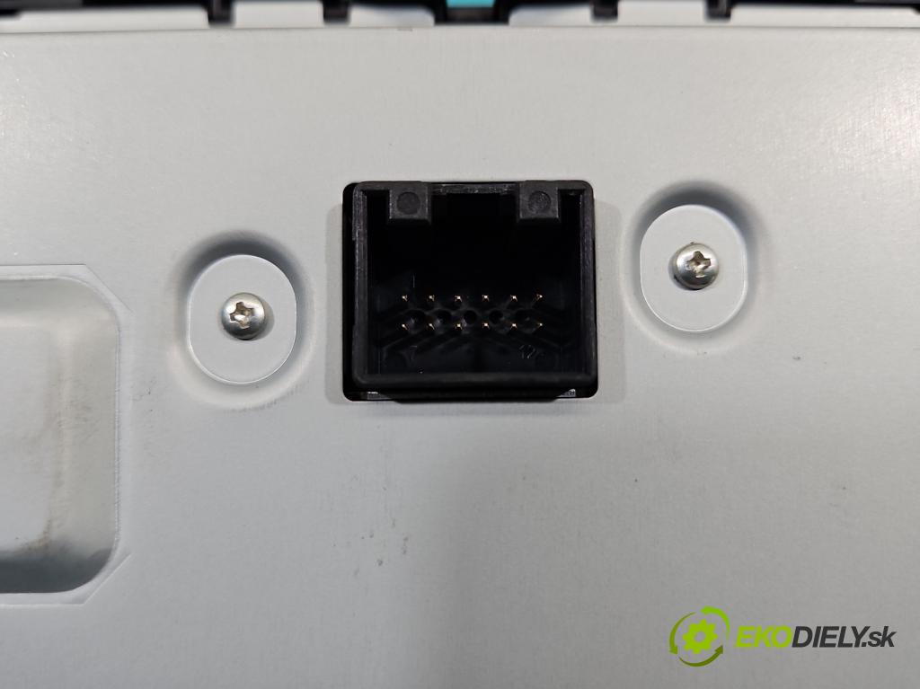 Skoda Octavia III 2013- 1.6 tdi 90 HP manual 66 kW 1598 cm3 5- Radio originál 5E0919605A