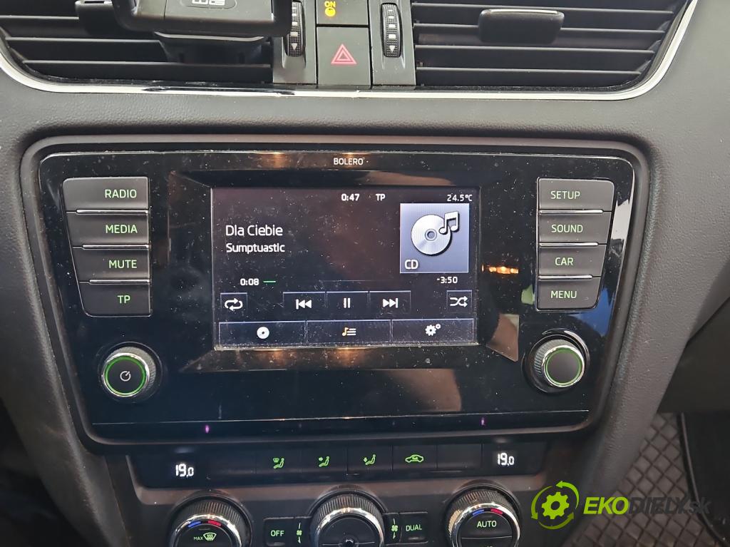 Skoda Octavia III 2013- 1.6 tdi 90 HP manual 66 kW 1598 cm3 5- Radio originál 5E0919605A