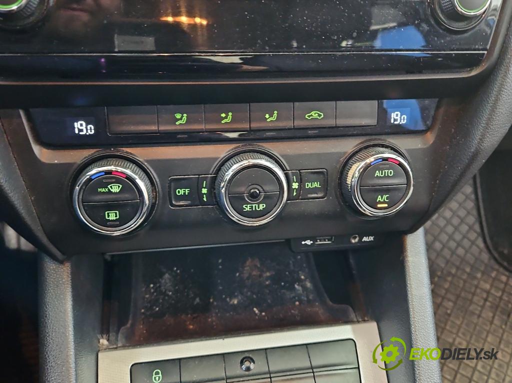 Skoda Octavia III 2013- 1.6 tdi 90 HP manual 66 kW 1598 cm3 5- panel kúrenia 5E0907044