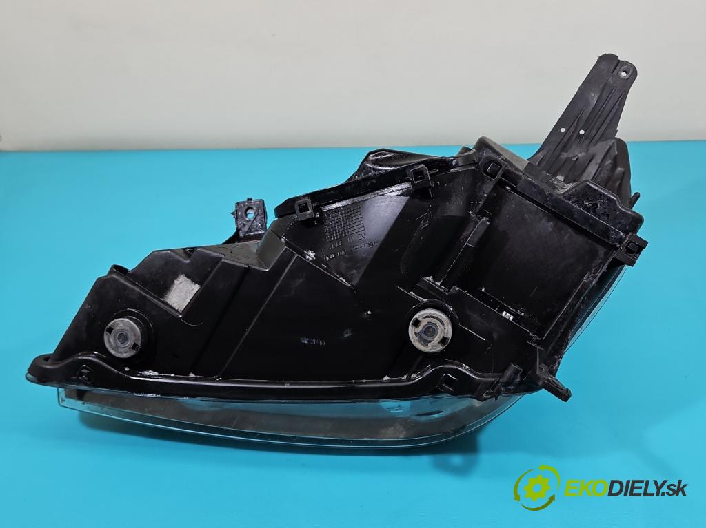 Opel Signum 2.2 16V 155 HP manual 114 kW 2198 cm3 5- Reflektor: pravý 13170934 (Svetlo predné pravé)