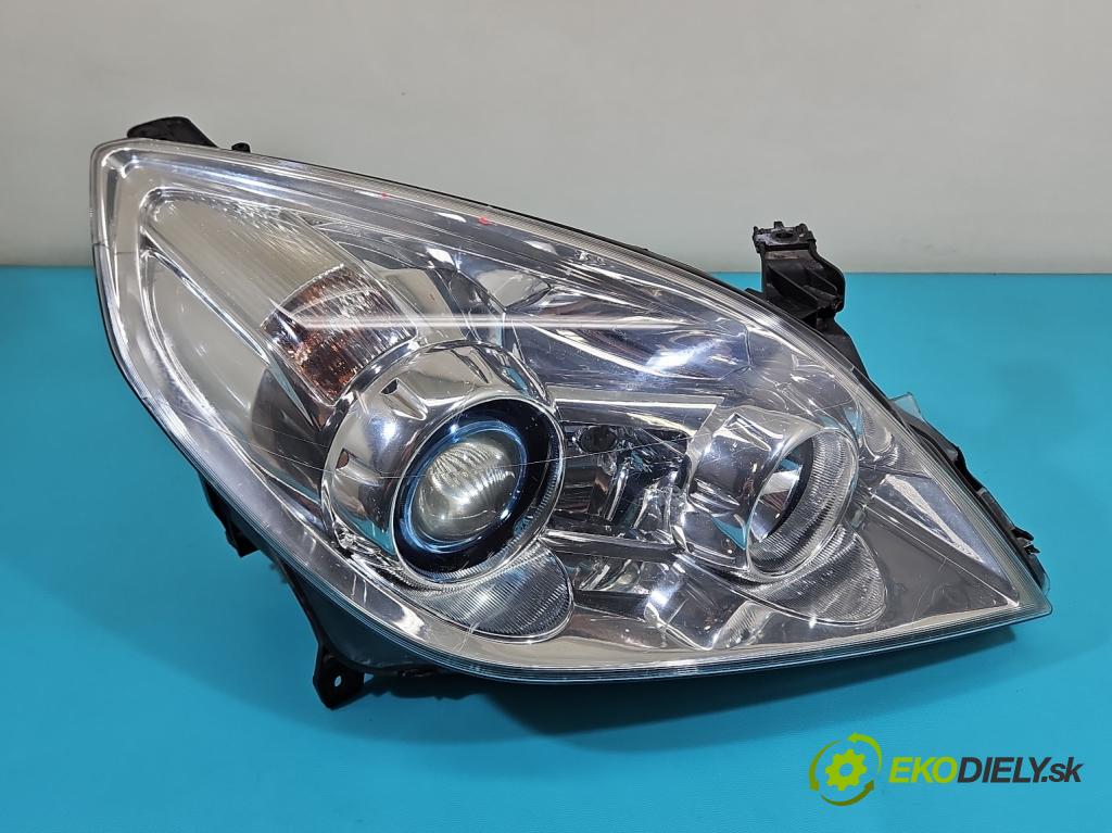 Opel Signum 2.2 16V 155 HP manual 114 kW 2198 cm3 5- Reflektor: pravý 13170934 (Svetlo predné pravé)