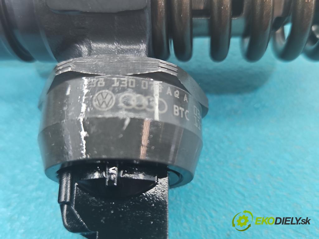 Vw Bora 1.9 tdi 101 HP manual 74 kW 1896 cm3 4- vstrekovacie čerpadlo 0414720213 (Vstrekovač paliva)