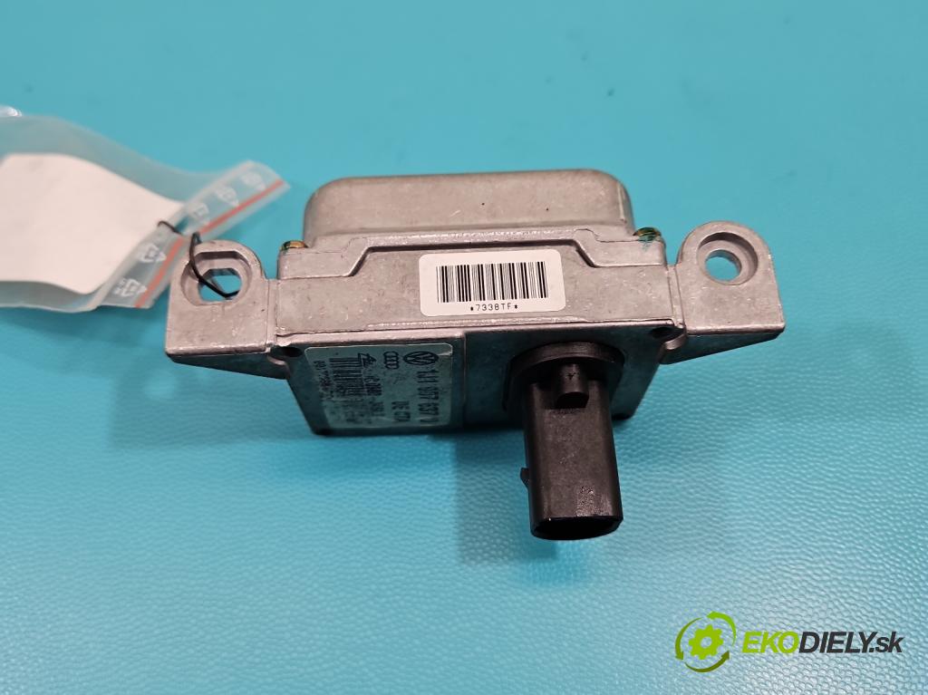 Vw Bora 1.9 tdi 101 hp manual 74 kW 1896 cm3 4- snímač ESP 1J1907637D