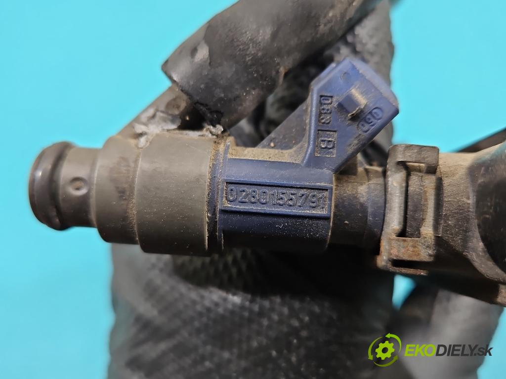 Skoda Octavia I 1996-2010 2.0 8V 116 HP manual 85 kW 1984 cm3 4- vstrek 06A906031C (Vstrekovač paliva)