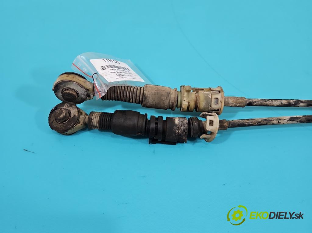 Nissan Micra K12 2003-2010 1.5 dci 65 HP manual 48 kW 1461 cm3 5- Páka: Změny: stupeň,rýchlosť  (Rýchlostná páka (kulisa))