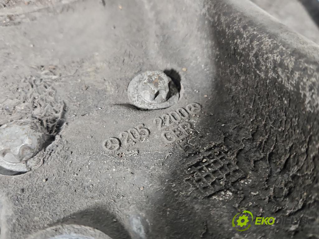 Mercedes C W205 2014–2021 2.0 16V 184 hp automatic 135 kW 1991 cm3 4- náboj pravé 2052200 (Náboj kola)