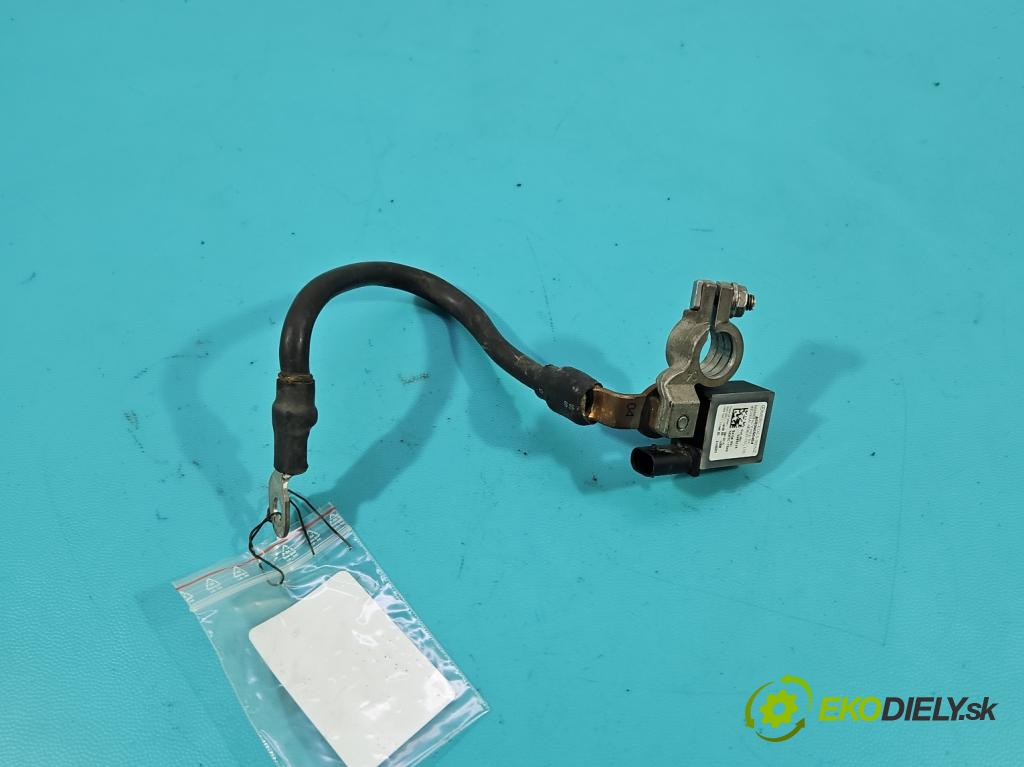 Mercedes C W205 2014–2021 2.0 16V 184 hp automatic 135 kW 1991 cm3 4- kontakt mínus: A0009050454