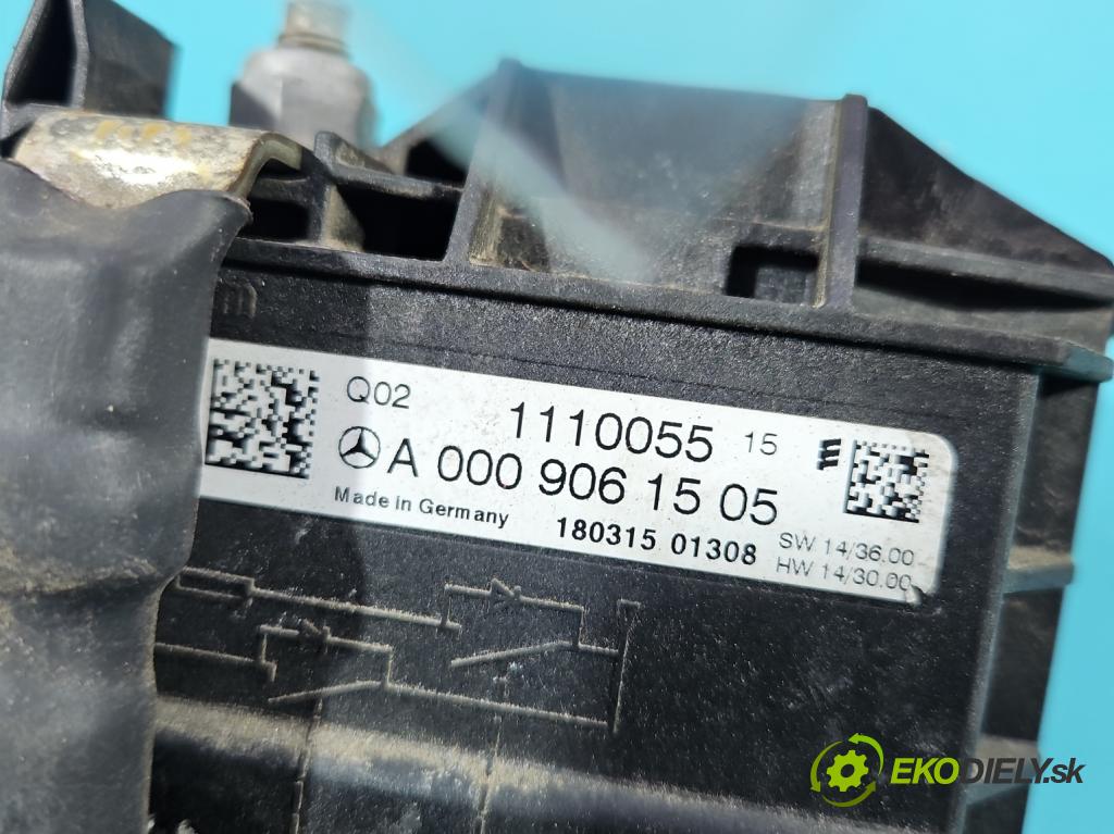 Mercedes C W205 2014–2021 2.0 16V 184 hp automatic 135 kW 1991 cm3 4- kontakt plusová A0009061505