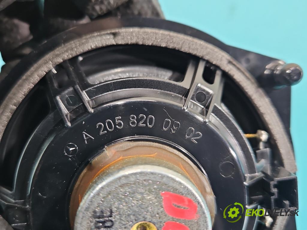 Mercedes C W205 2014–2021 2.0 16V 184 hp automatic 135 kW 1991 cm3 4- reproduktory komplet A2058201602