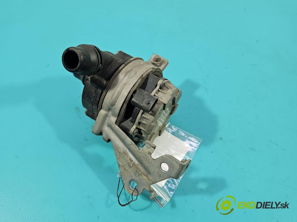 Mercedes C W205 2014–2021 2.0 16V 184 hp automatic 135 kW 1991 cm3 4- čerpadlo oběh: vody A0005002686