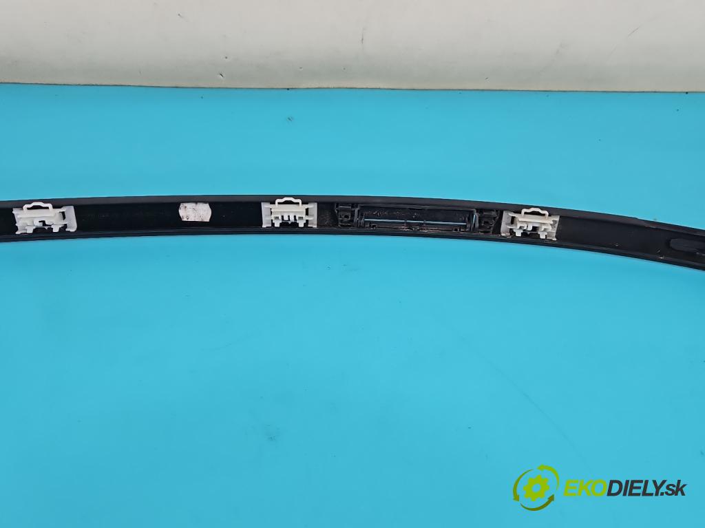 Mercedes C W205 2014–2021 2.0 16V 184 hp automatic 135 kW 1991 cm3 4- lišta střecha: levé A2056900182