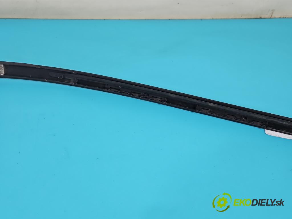 Mercedes C W205 2014–2021 2.0 16V 184 hp automatic 135 kW 1991 cm3 4- lišta střecha: levé A2056900182