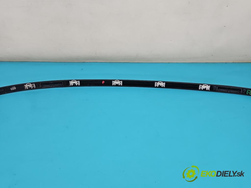 Mercedes C W205 2014–2021 2.0 16V 184 hp automatic 135 kW 1991 cm3 4- lišta střecha: pravé