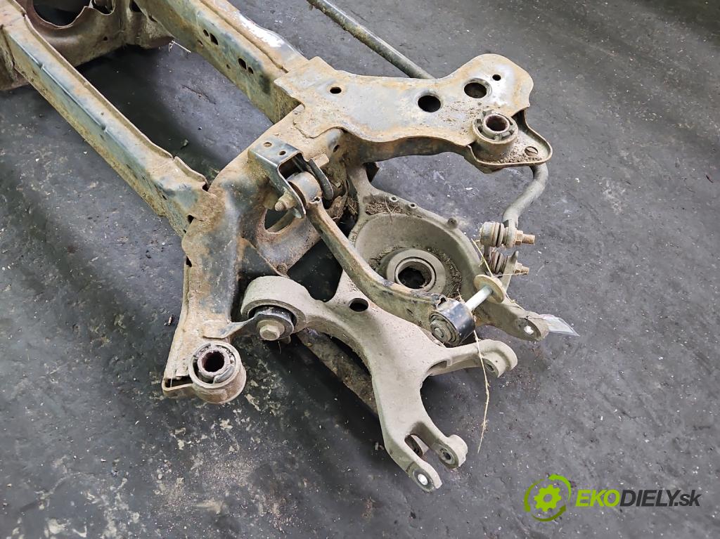 Ford Fusion USA 2012-2020 2.0 EcoBoost: 239KM automatic 176 kW 1999 cm3 4- zadní výztuha  (Zadní výztuha)