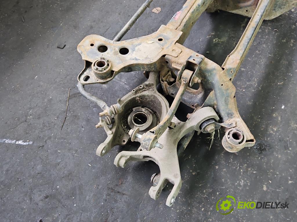 Ford Fusion USA 2012-2020 2.0 EcoBoost: 239KM automatic 176 kW 1999 cm3 4- zadní výztuha  (Zadní výztuha)