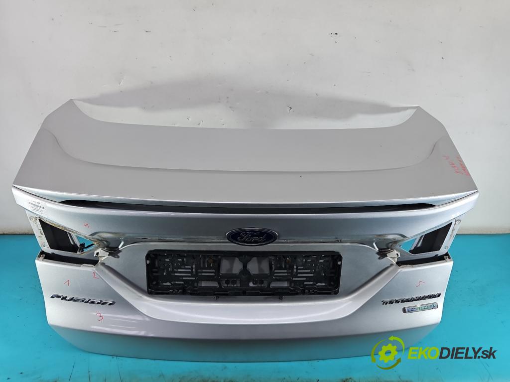 Ford Fusion USA 2012-2020 2.0 EcoBoost: 239KM automatic 176 kW 1999 cm3 4- zadní kufrové dveře  (Zadní kapota (kufr))