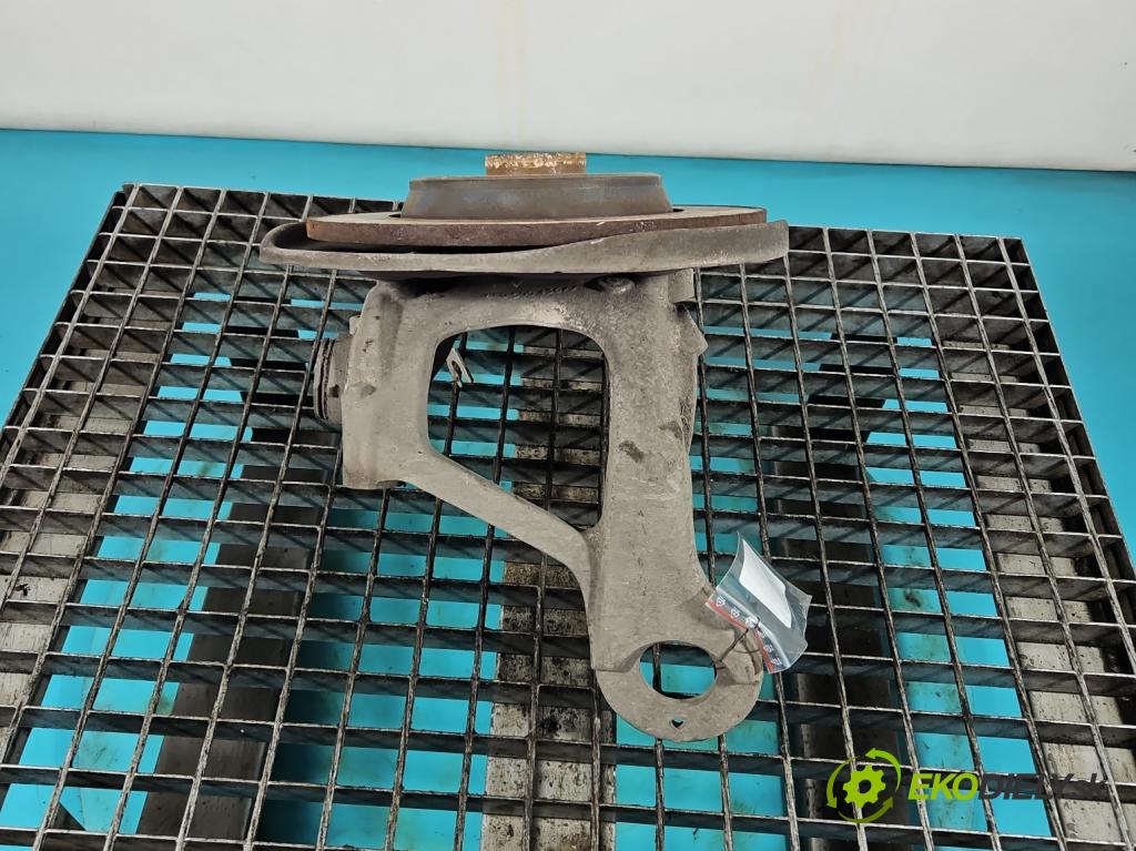 Audi A4 B8 2007-2015 3.0 tdi 239KM automatic 176 kW 2967 cm3 5- Rozbočovač: kolesa zadní pravé