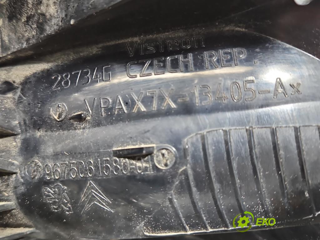 Citroen C5 II 2008-2017 2.0 hdi 140 HP manual 103 kW 1997 cm3 4- svetlo / reflektor zadné ľavé 9675061580 (Kľučka dverí ostatné)