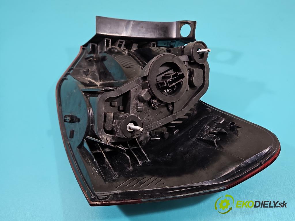 Citroen C5 II 2008-2017 2.0 hdi 140 HP manual 103 kW 1997 cm3 4- svetlo / reflektor zadné ľavé 9675061580 (Kľučka dverí ostatné)