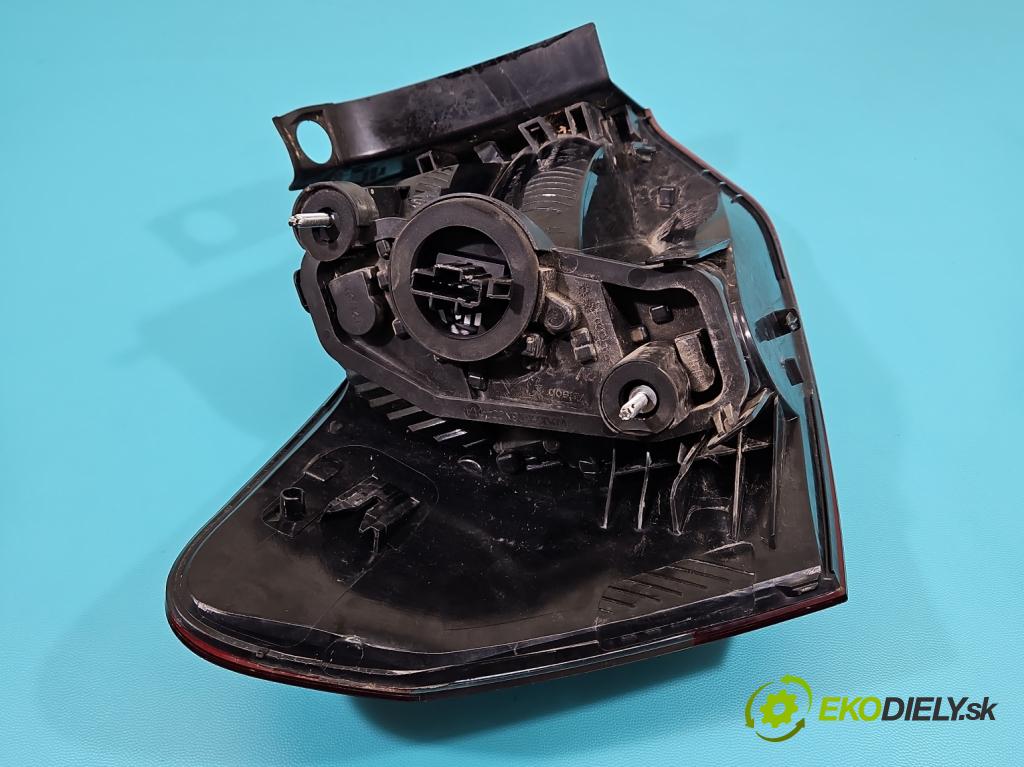 Citroen C5 II 2008-2017 2.0 hdi 140 HP manual 103 kW 1997 cm3 4- svetlo / reflektor zadné pravé 9675061480 (Kľučka dverí ostatné)