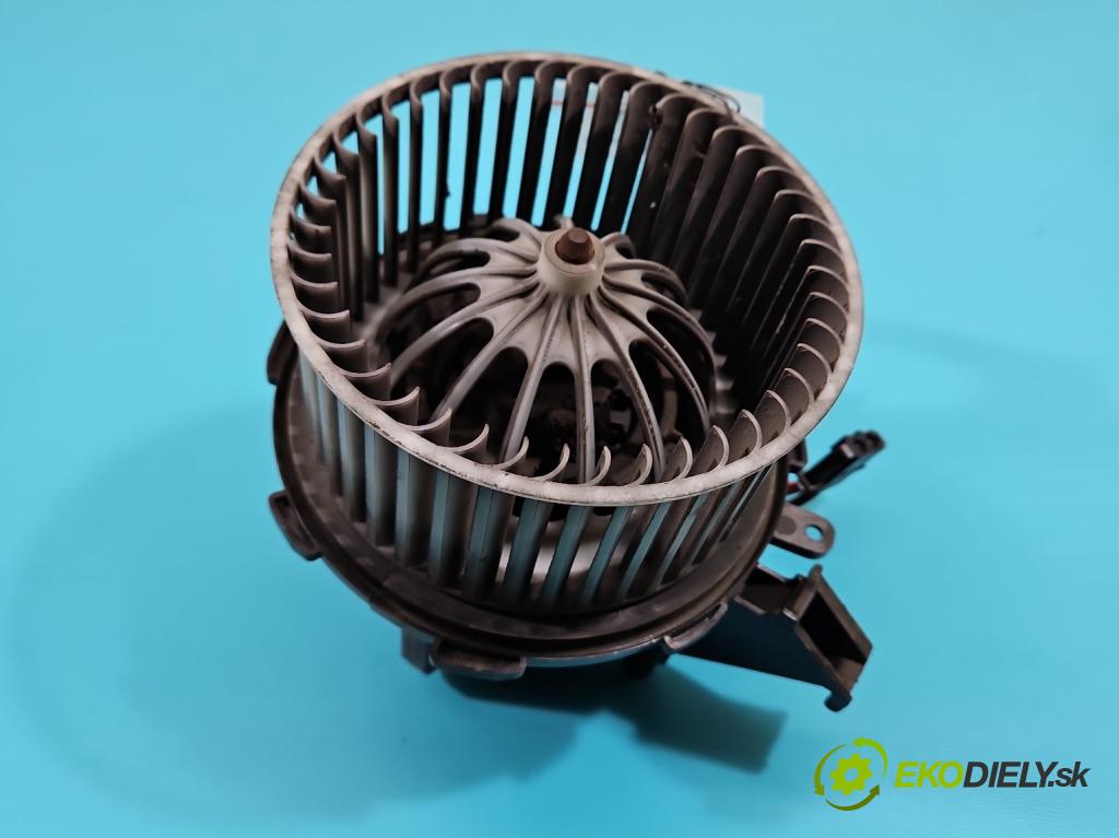 Audi A4 B8 2007-2015 3.0 tdi 239KM automatic 176 kW 2967 cm3 5- ventilátor vzduchu