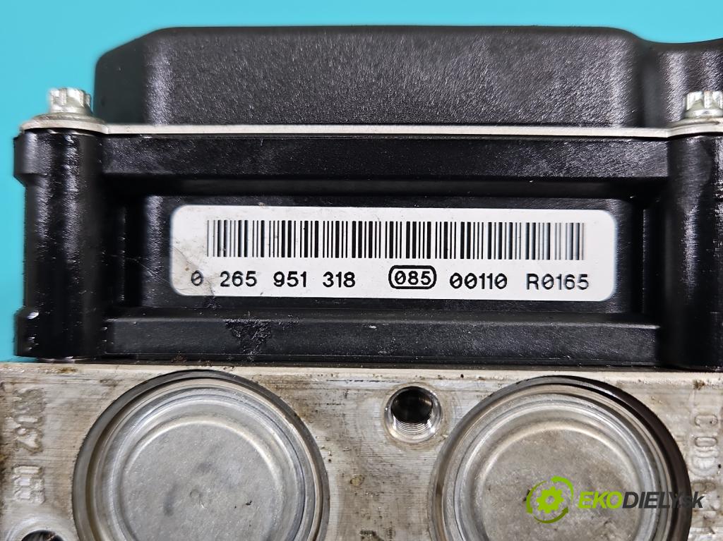 Audi A4 B8 2007-2015 3.0 tdi 239KM automatic 176 kW 2967 cm3 5- čerpadlo abs 0265236229 (Pumpa ABS)