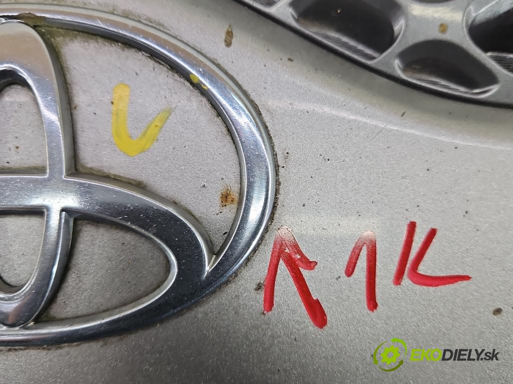 Toyota Yaris I 1999-2005 1.3 vvti 87 HP manual 64 kW 1298 cm3 3- kapota predná