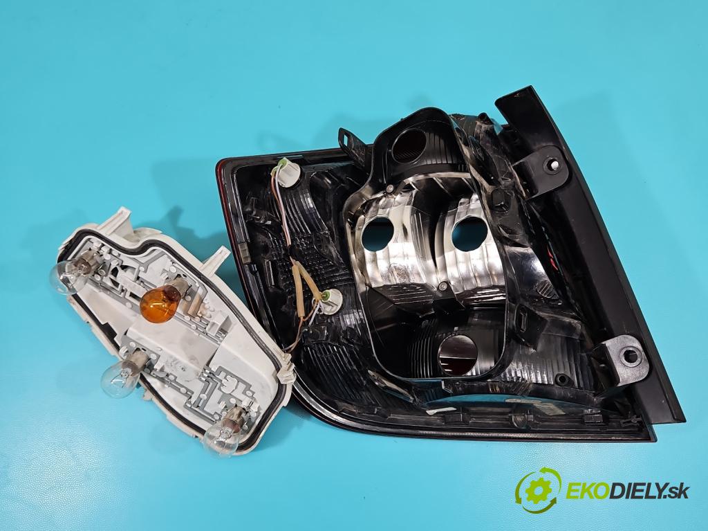 Skoda Rapid 2012-2019 1.0 TSI 95 HP manual 70 kW 999 cm3 5- svetlo / reflektor zadné pravé 5JH945208 (Kľučka dverí ostatné)