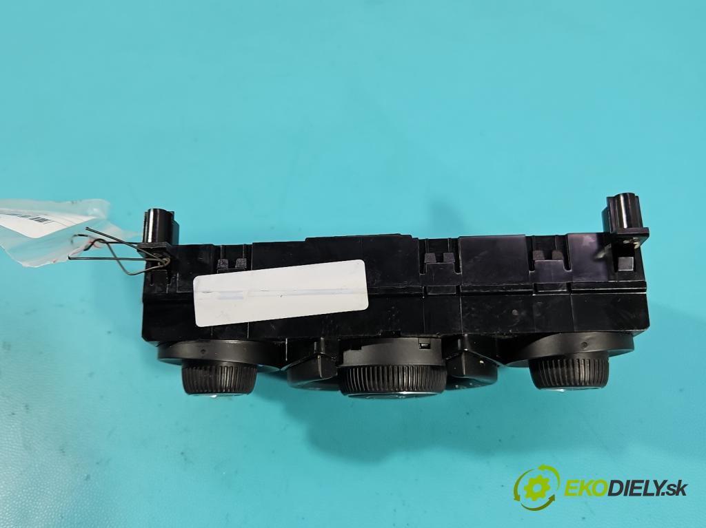 Peugeot 5008 I 2009-2017 1.6 THP 156 HP manual 115 kW 1598 cm3 5- panel kúrenia 96738323XT