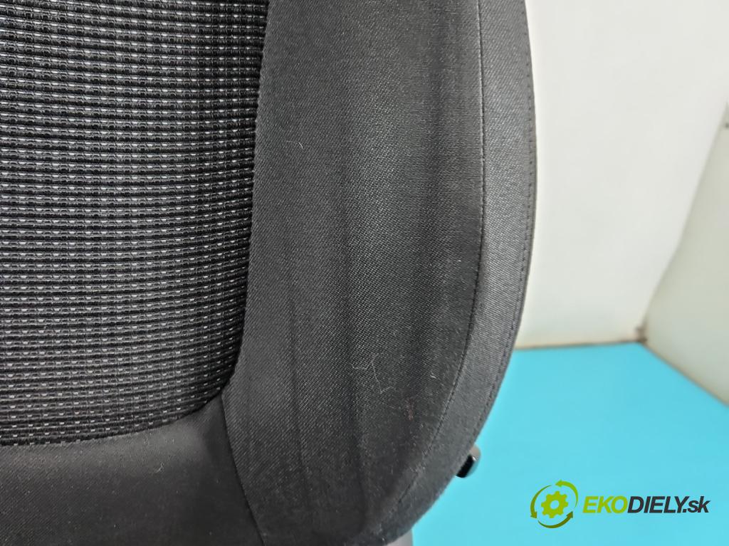 Peugeot 5008 I 2009-2017 1.6 THP 156 HP manual 115 kW 1598 cm3 5- Sedačka ľavý  (Sedadlo)