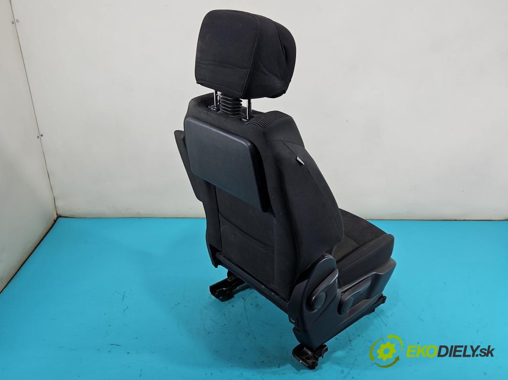 Peugeot 5008 I 2009-2017 1.6 THP 156 HP manual 115 kW 1598 cm3 5- Sedačka pravý  (Sedadlo)