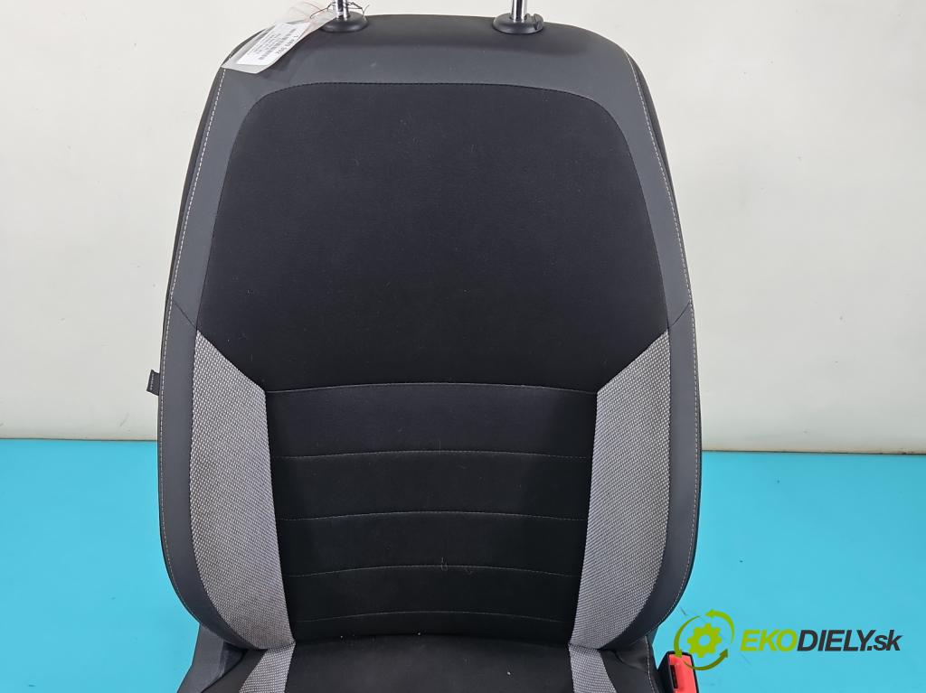 Skoda Rapid 2012-2019 1.0 TSI 95 HP manual 70 kW 999 cm3 5- Sedačka pravý (Sedadlo)