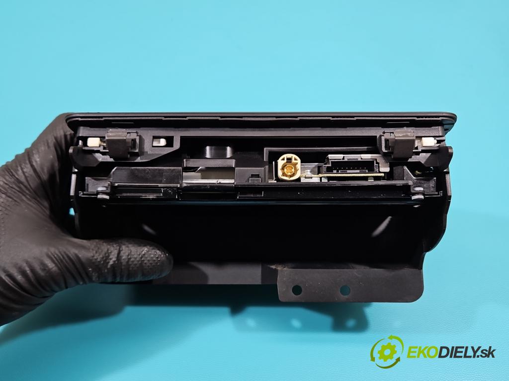 Audi Q3 2011-2018 2.0 tdi 177 HP automatic 130 kW 1968 cm3 5- Zobrazit: 8U0857273B (Prístrojová doska)