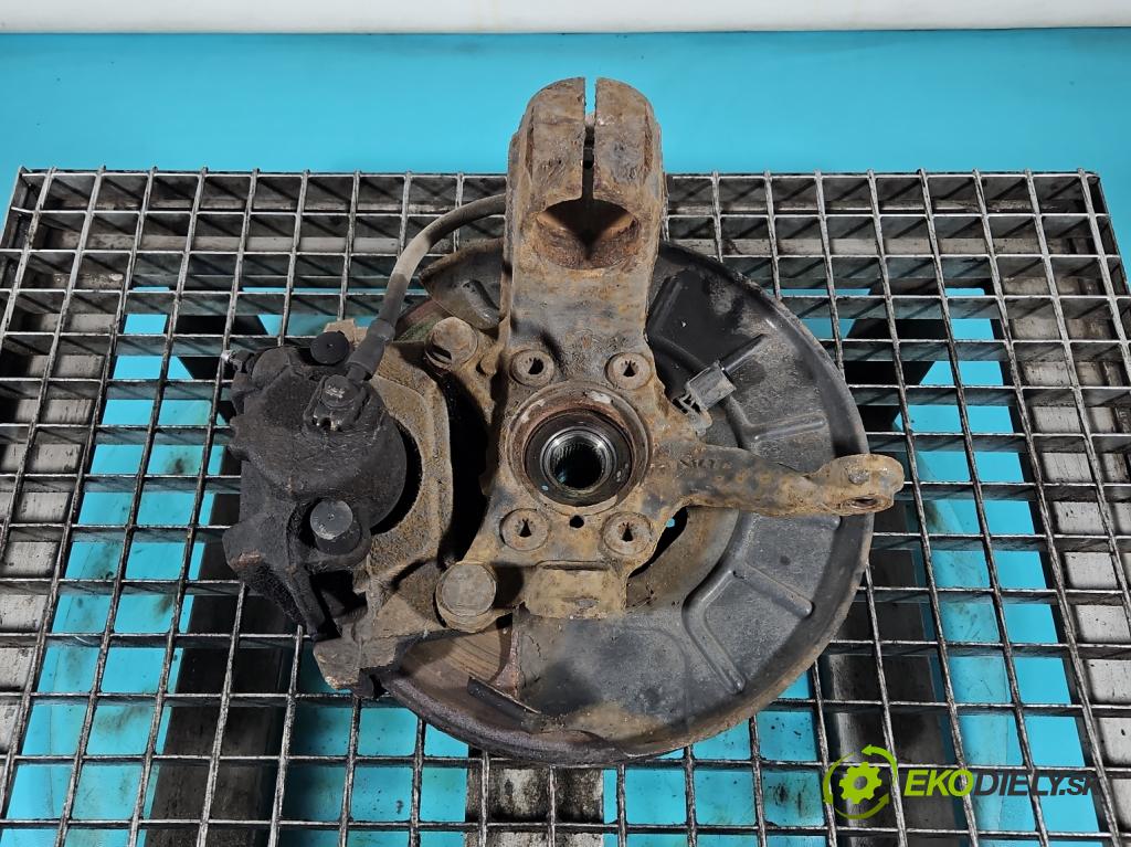 Audi Q3 2011-2018 2.0 tdi 177 hp automatic 130 kW 1968 cm3 5- náboj pravé  (Náboj kola)