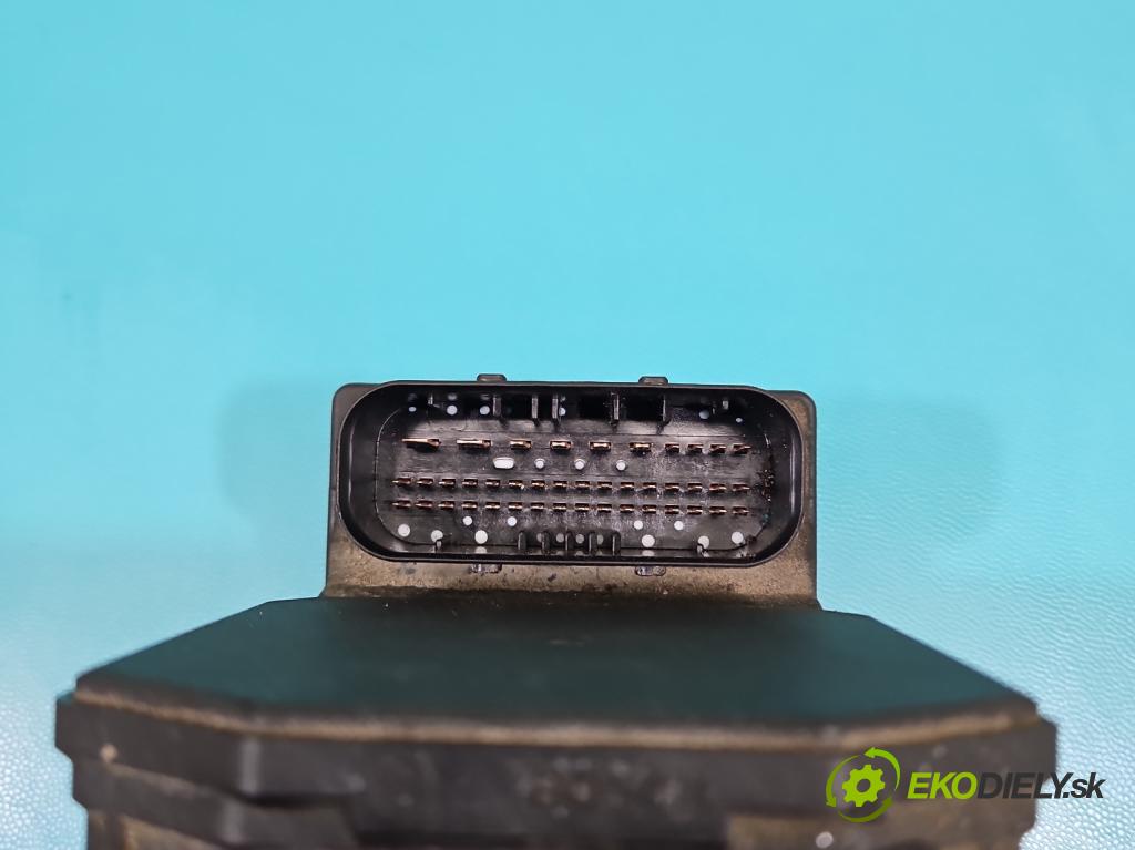 Audi A4 B6 2000-2004 1.9 tdi 131 HP manual 96 kW 1896 cm3 4- čerpadlo abs 8E0614517 (Pumpa ABS)