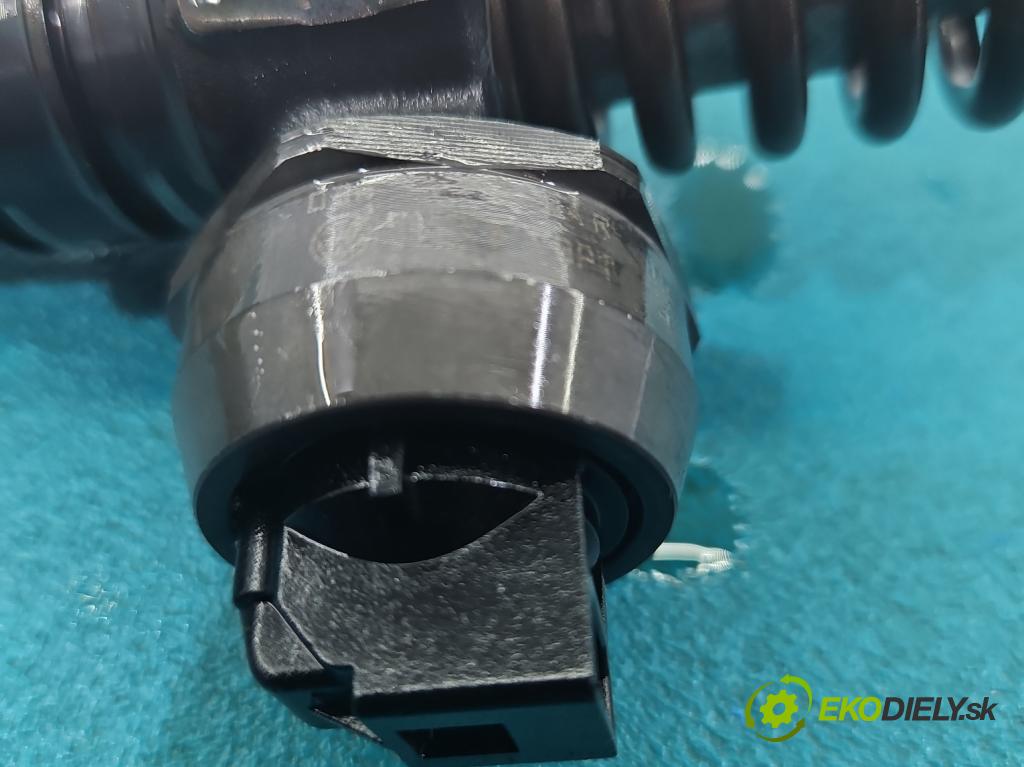 Audi A4 B6 2000-2004 1.9 tdi 131 HP manual 96 kW 1896 cm3 4- vstrekovacie čerpadlo 0414720214 (Vstrekovač paliva)