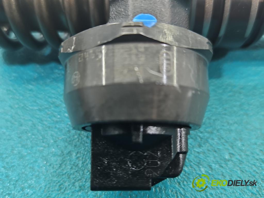 Audi A4 B6 2000-2004 1.9 tdi 131 HP manual 96 kW 1896 cm3 4- vstrekovacie čerpadlo 0414720214 (Vstrekovač paliva)