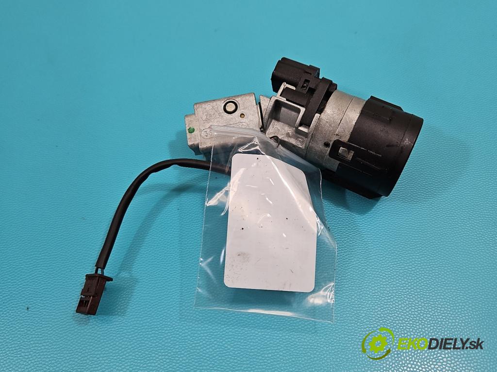 Citroen C5 II 2008-2017 2.0 hdi 140 HP manual 103 kW 1997 cm3 4- Spínačka (Spínacia skrinka)