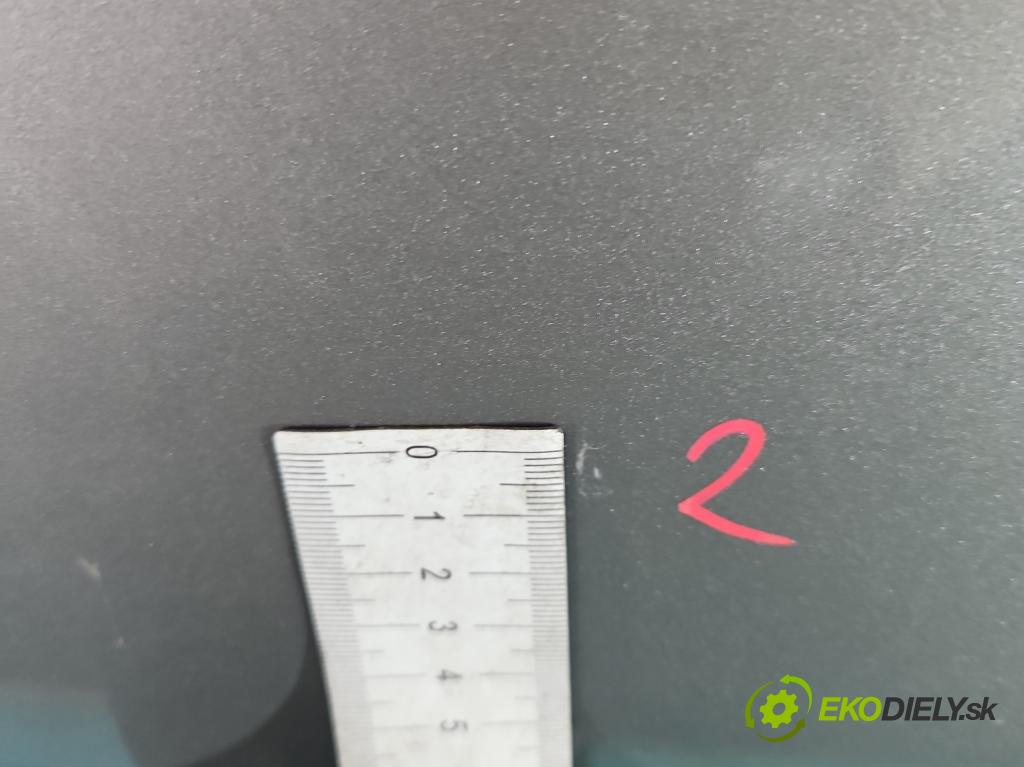 Skoda Rapid 2012-2019 1.0 TSI 95 hp manual 70 kW 999 cm3 5- dveře zadní pravé  (Klika dveří ostatní)