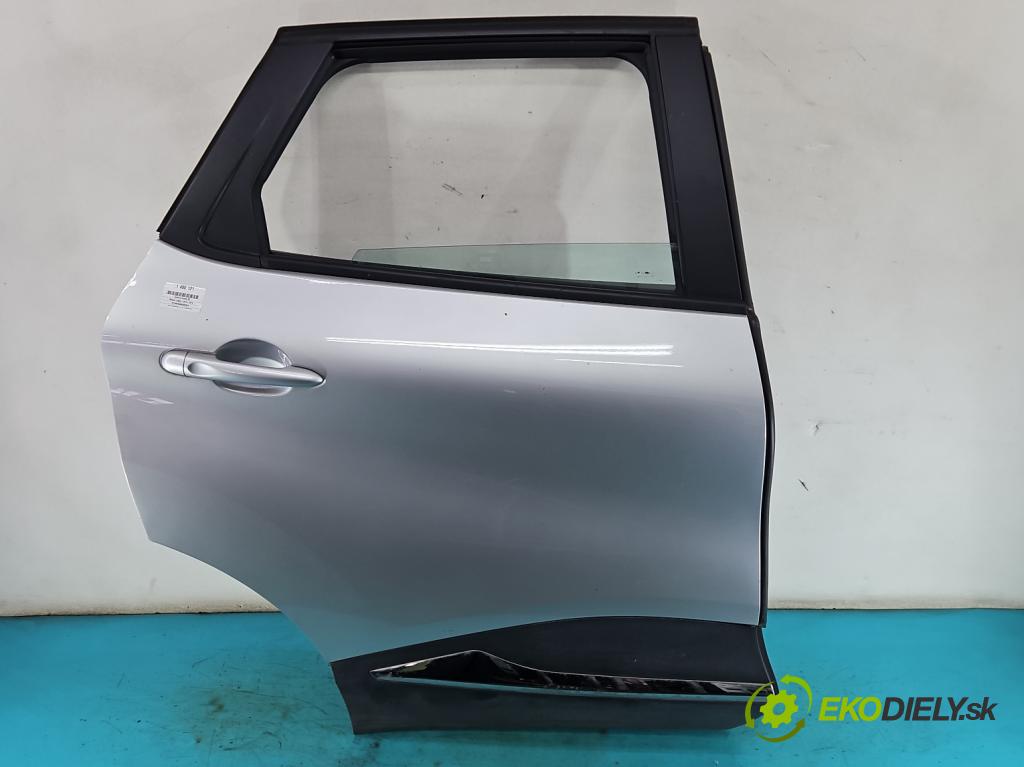 Renault Captur I 2013-2019 0.9 Tce 90 hp manual 66 kW 898 cm3 5- dveře zadní pravé  (Klika dveří ostatní)