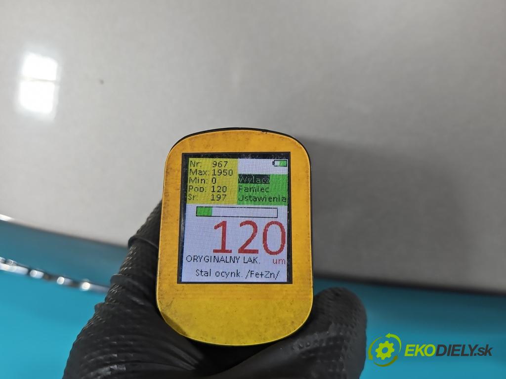 Skoda Rapid 2012-2019 1.0 TSI 95 hp manual 70 kW 999 cm3 5- zadní kufrové dveře  (Zadní kapota (kufr))