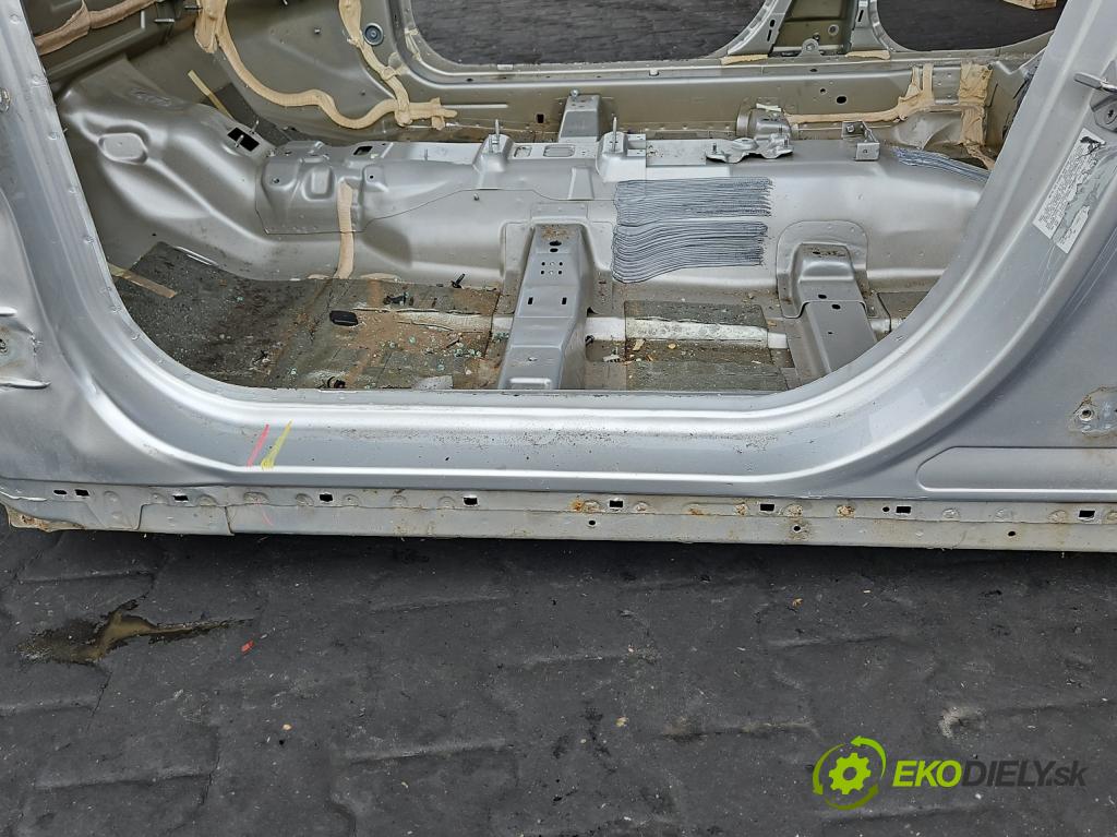 Ford Fusion USA 2012-2020 2.0 EcoBoost: 239KM automatic 176 kW 1999 cm3 4- práh levý  (Karoserie ostatní)