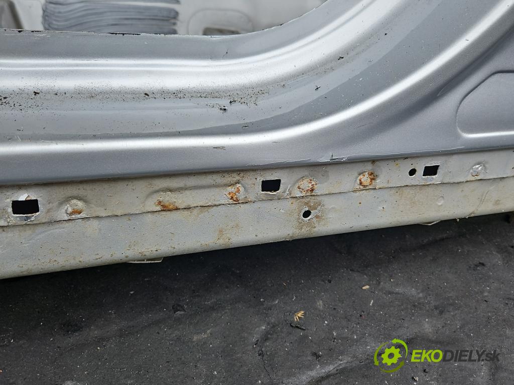 Ford Fusion USA 2012-2020 2.0 EcoBoost: 239KM automatic 176 kW 1999 cm3 4- práh levý  (Karoserie ostatní)