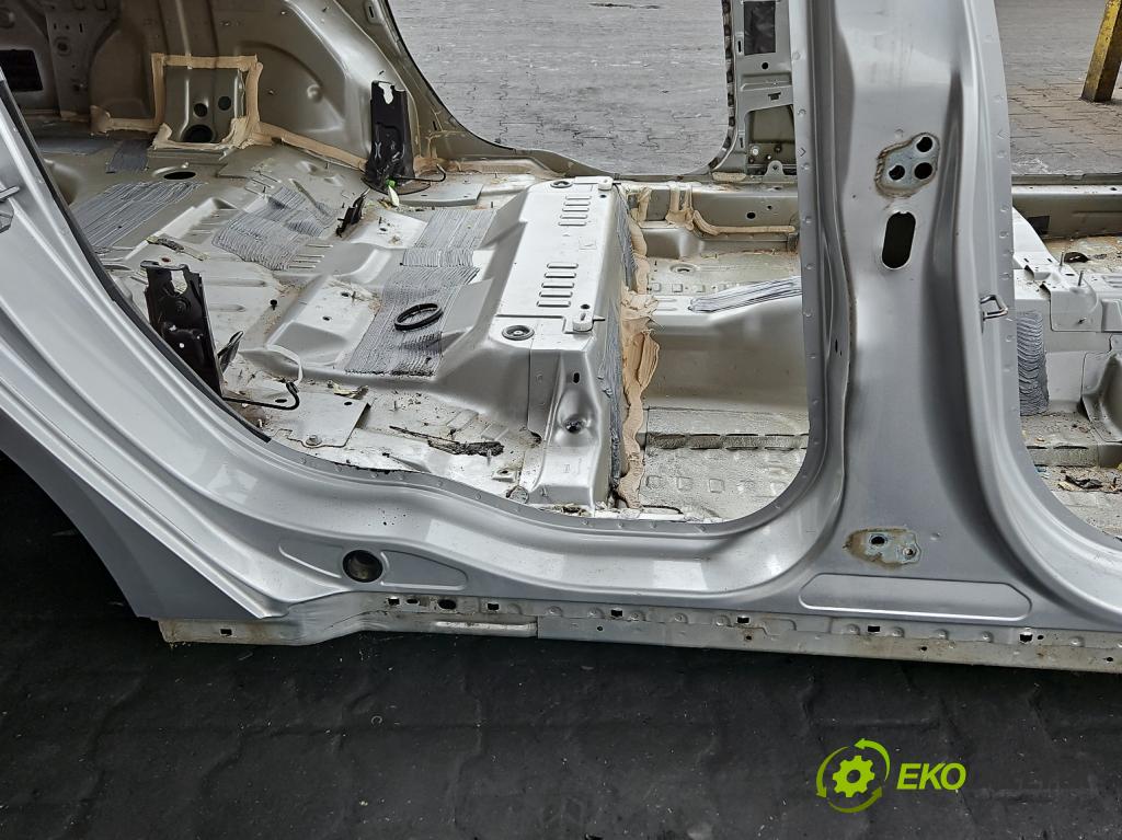 Ford Fusion USA 2012-2020 2.0 EcoBoost: 239KM automatic 176 kW 1999 cm3 4- Práh: pravý  (Karoséria ostatné)