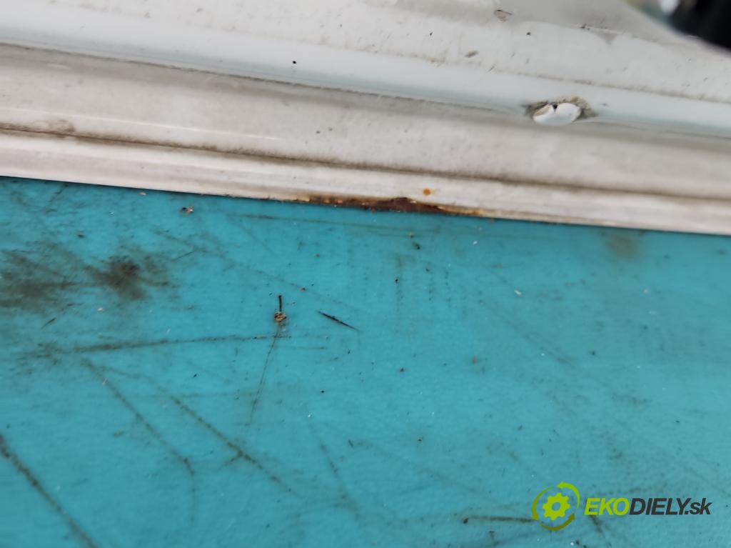 Skoda Octavia III 2013- 1.6 tdi 90 hp manual 66 kW 1598 cm3 5- zadní kufrové dveře  (Zadní kapota (kufr))